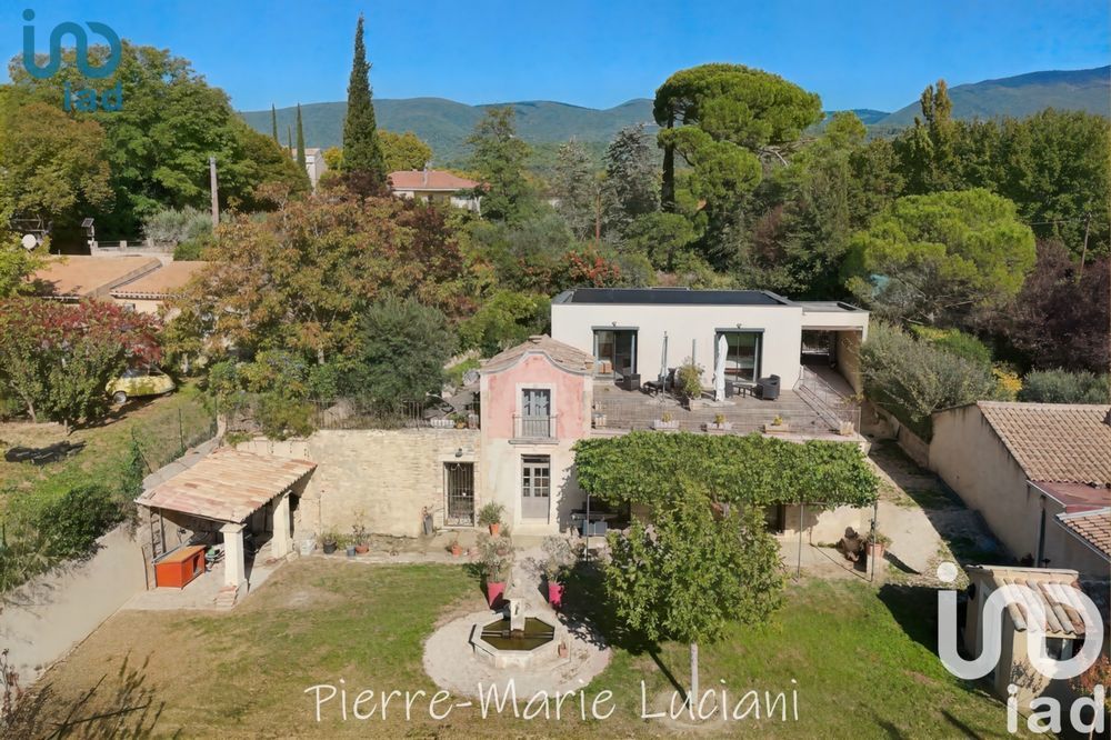� vendre  Maison Cucuron (84160)