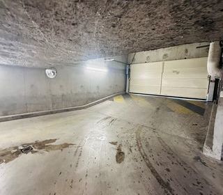  Parking / Garage � vendre 12 m�