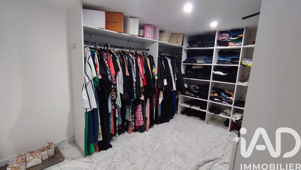 � vendre  Maison Toulon (83200)