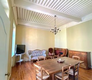  Immeuble � vendre 137 m�