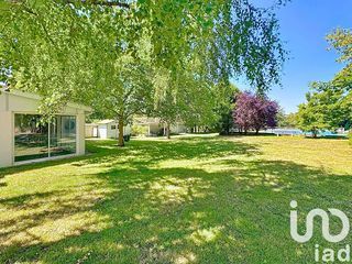  Maison � vendre 15 + pi�ces 570 m�