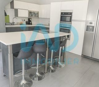  Maison � vendre 8 pi�ces 175 m�