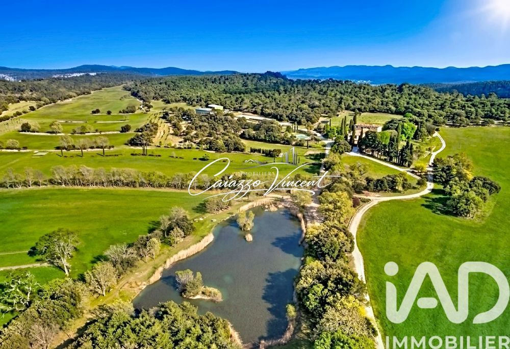 � vendre  Maison Tourtour (83690)