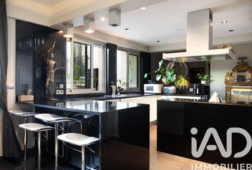 � vendre  Appartement Levallois-Perret (92300)