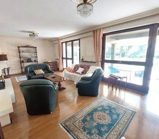  Maison � vendre 8 pi�ces 290 m�