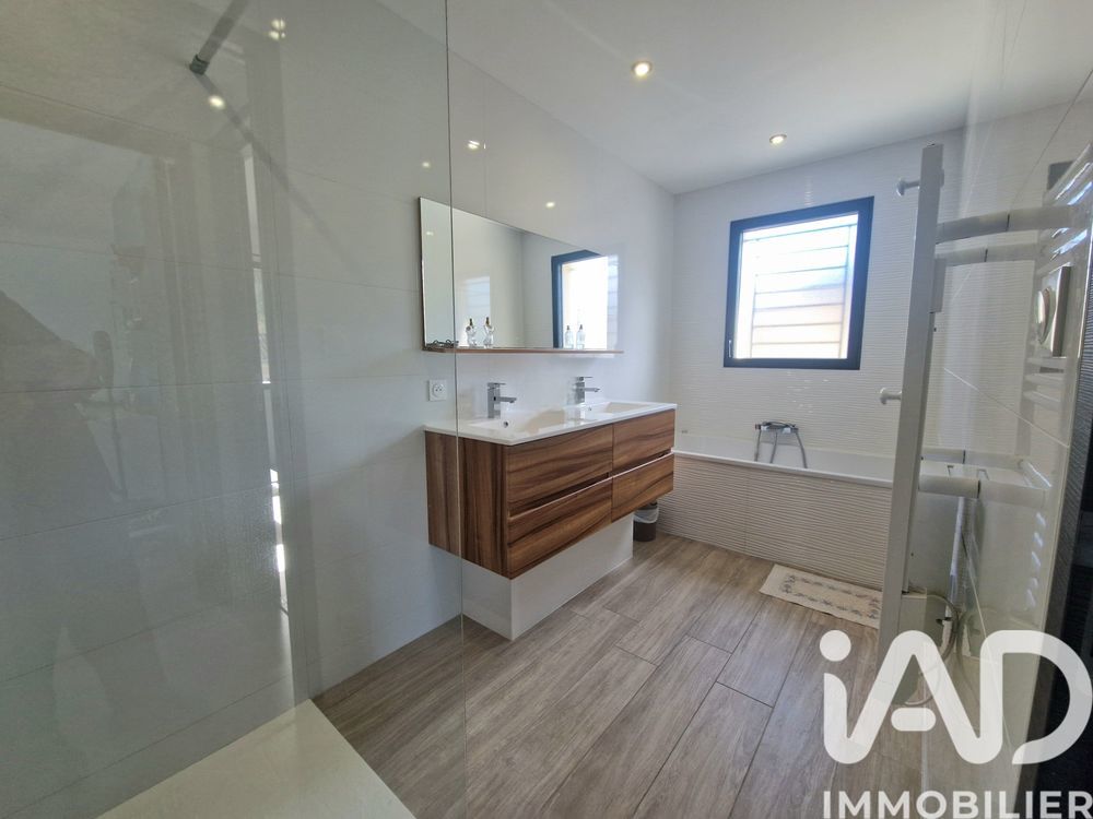 � vendre  Villa Saint-Geni�s-de-Comolas (30150)