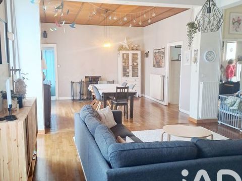   Vente Maison de ville 5 pi�ces Maison - 5 pi�ce(s) - 178 m�