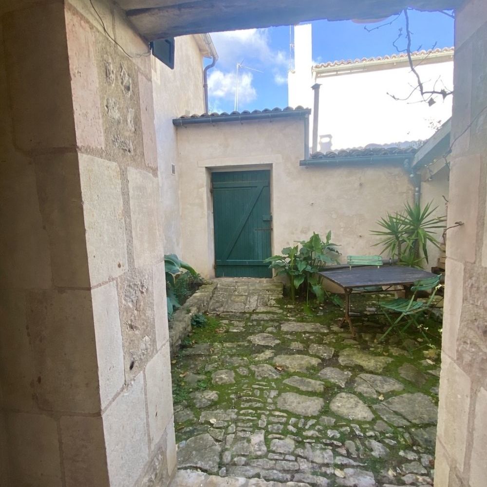 � vendre  Maison Sainte-Marie-de-R� (17740)