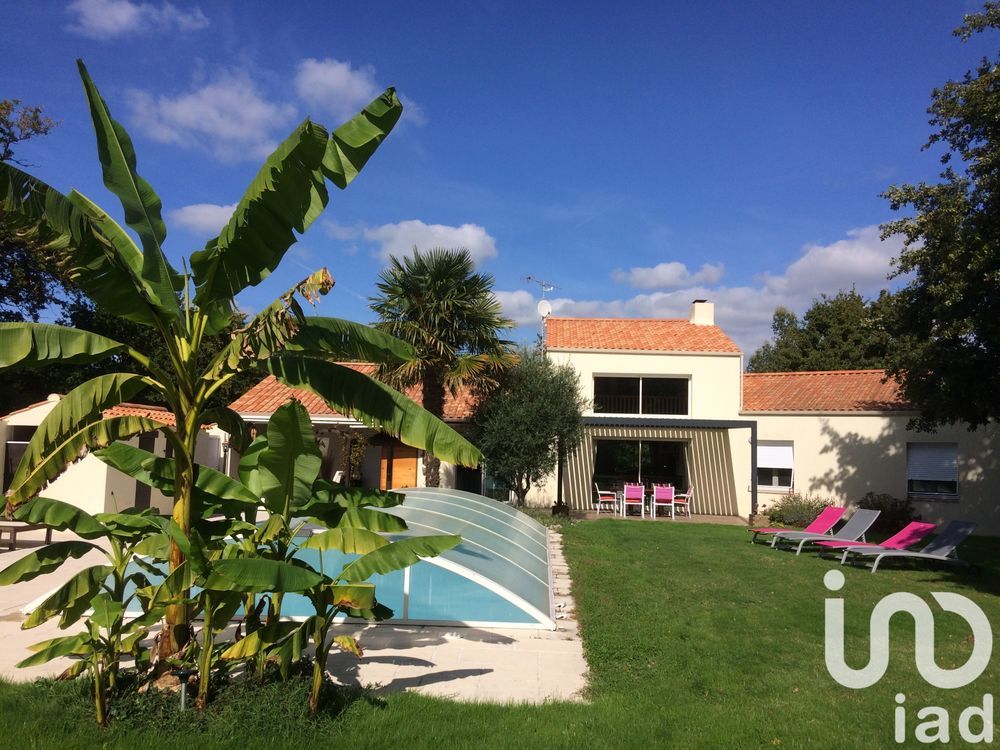 � vendre  Maison Le Fenouiller (85800)