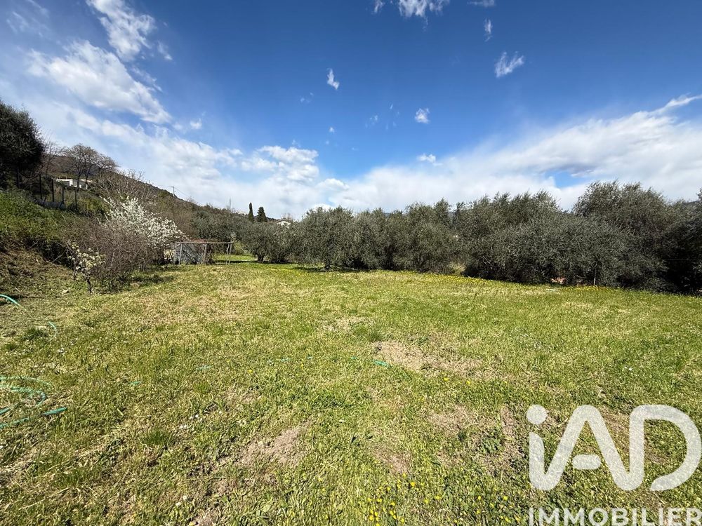 � vendre  Maison Gatti�res (06510)