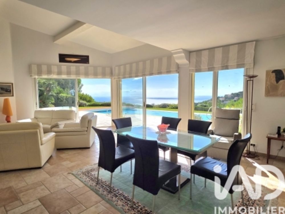 � vendre  Maison Cavalaire-sur-Mer (83240)