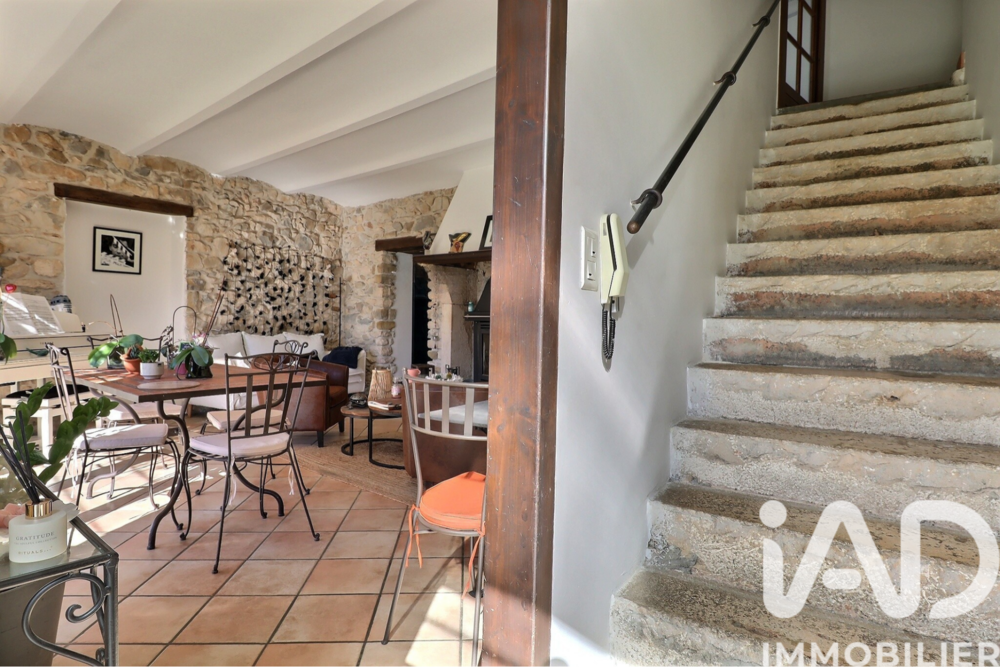 � vendre  Maison Saint-Rem�ze (07700)