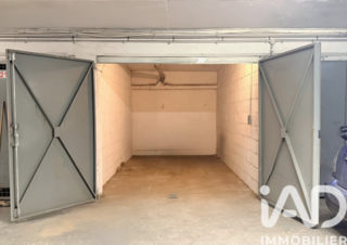  Parking / Garage � vendre 12 m�