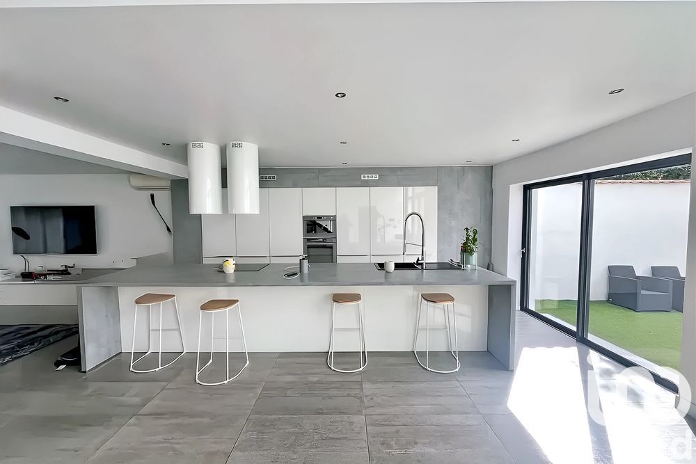 � vendre  Villa Mundolsheim (67450)