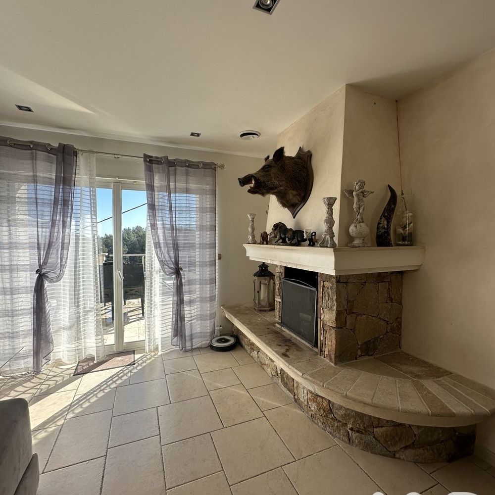 � vendre  Maison Le Cannet-des-Maures (83340)