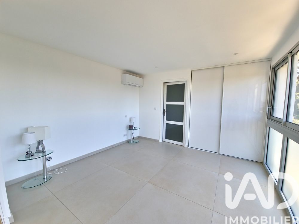 � vendre  Maison Carqueiranne (83320)