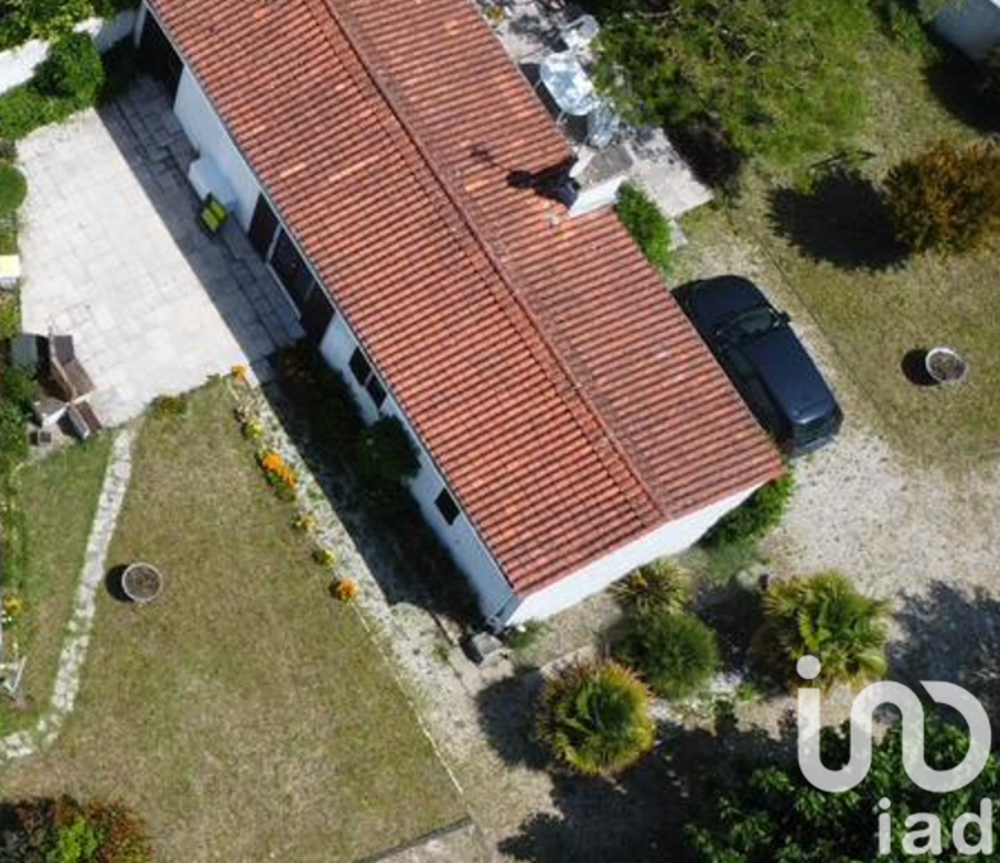 � vendre  Maison Le Bois-Plage-en-R� (17580)