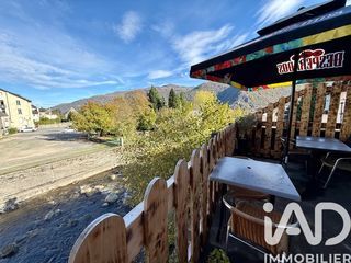  Immeuble � vendre 240 m�