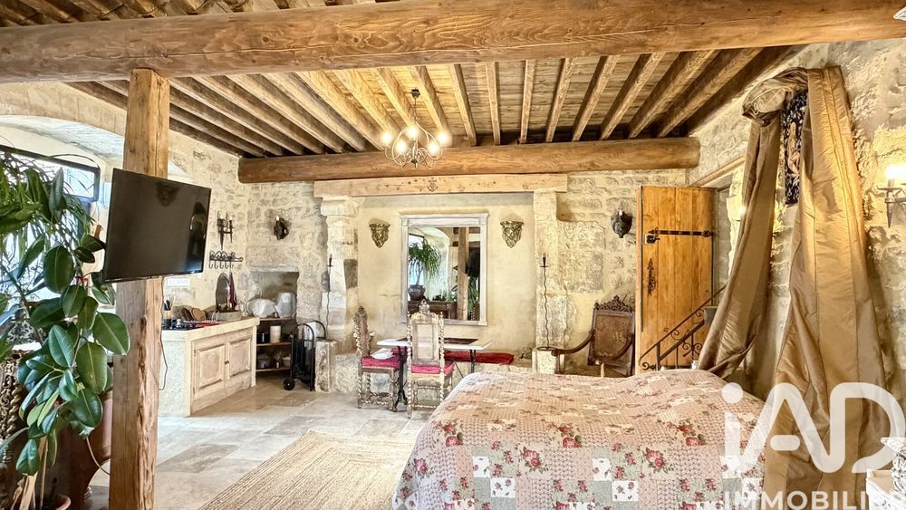 � vendre  Propri�t�/ch�teau Caderousse (84860)