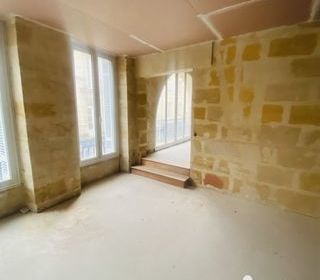  Appartement � vendre 1 pi�ce 107 m�