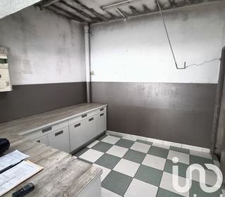  Immeuble � vendre 180 m�