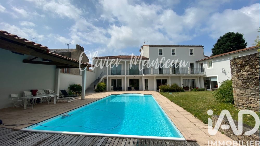 � vendre  Maison Les Herbiers (85500)