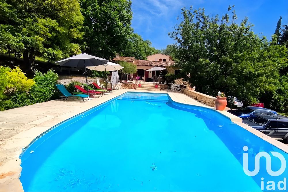 � vendre  Maison Saint-C�zaire-sur-Siagne (06530)