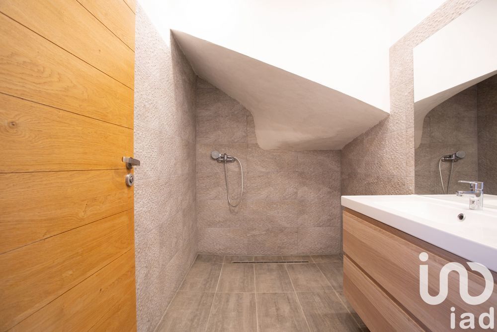 � vendre  Villa Rochefort-du-Gard (30650)