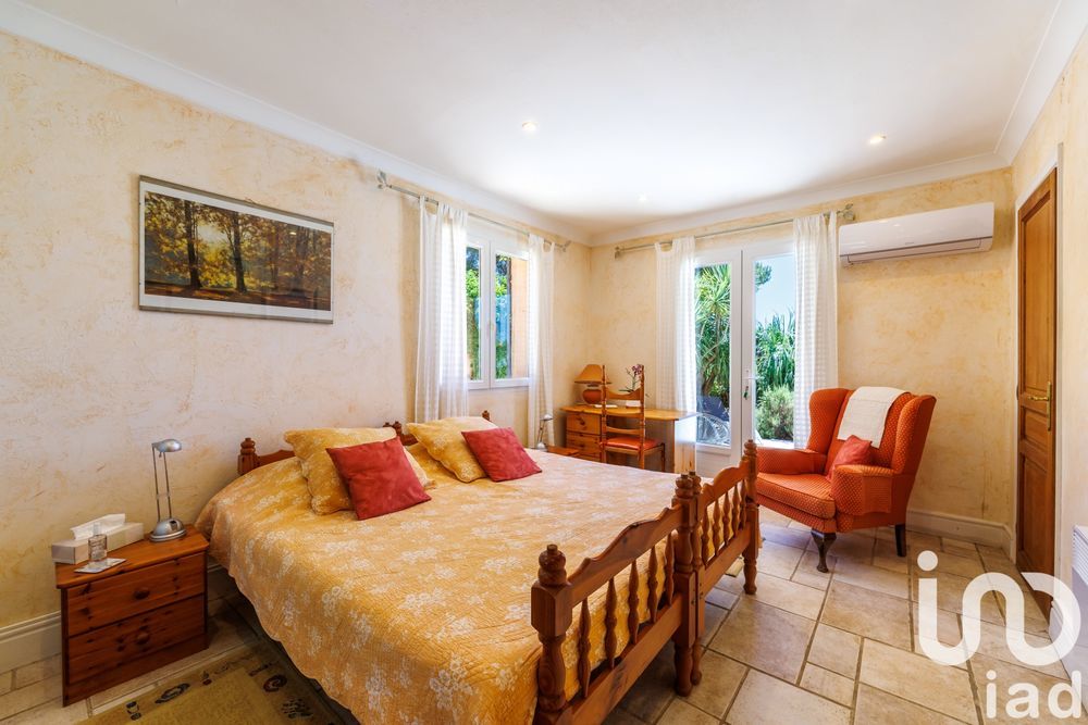 � vendre  Villa Tourrettes-sur-Loup (06140)