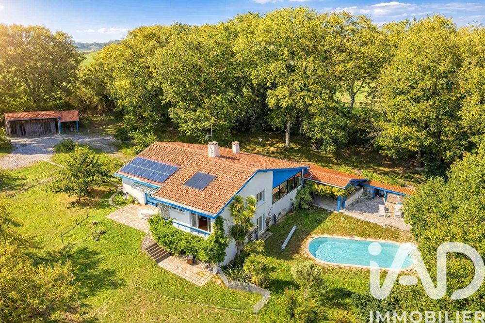 � vendre  Maison Urcuit (64990)