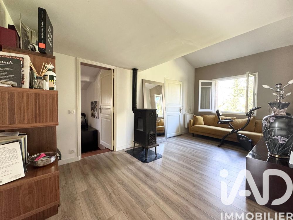 � vendre  Maison Saint-Paul-en-For�t (83440)