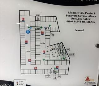  Parking / Garage � vendre 12 m�