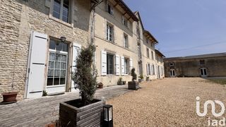  Maison � vendre 15 + pi�ces 590 m�