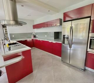  Maison � vendre 8 pi�ces 240 m�