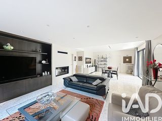  Maison � vendre 10 pi�ces 280 m�