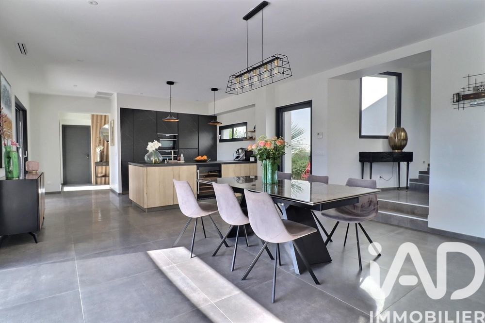 � vendre  Villa Flassans-sur-Issole (83340)