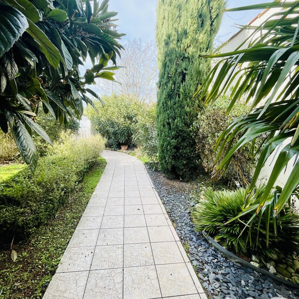 � vendre  Maison P�rigny (17180)