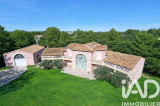  Maison � vendre 5 pi�ces 300 m�