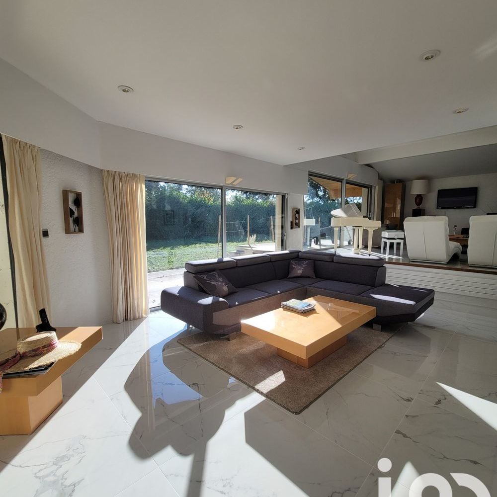 � vendre  Villa Mazerolles (40090)