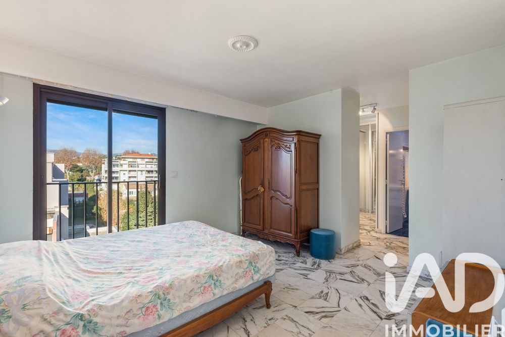 � vendre  Appartement Cagnes-sur-Mer (06800)