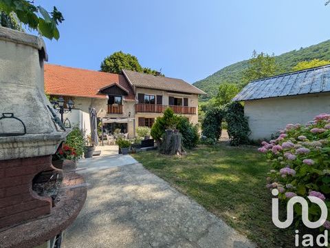   Vente Maison/villa 9 pi�ces Maison - 9 pi�ce(s) - 184 m�