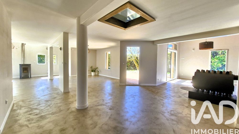 � vendre  Villa Ch�teau-Gaillard (01500)