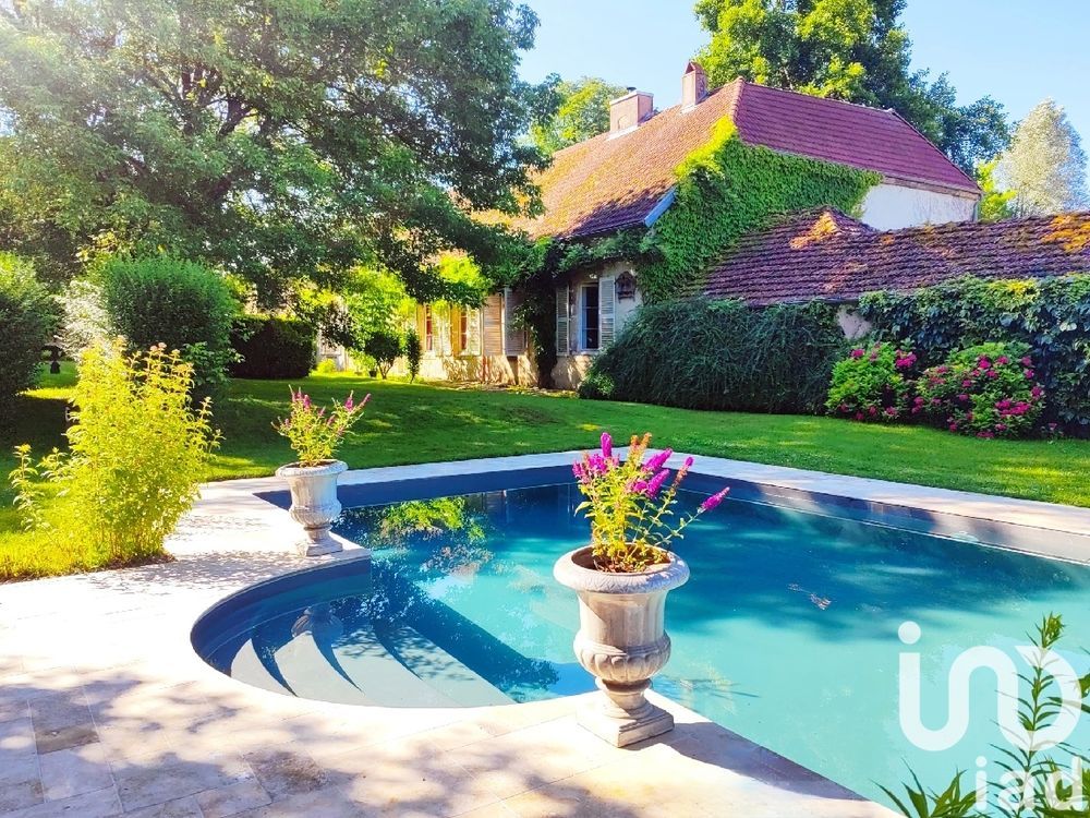 � vendre  Propri�t�/ch�teau Faverney (70160)