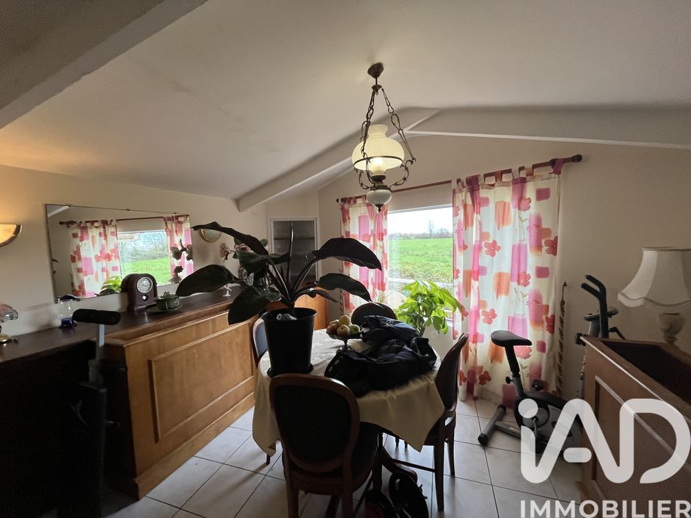 � vendre  Maison Sainte-M�re-�glise (50480)