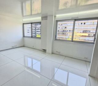  Appartement � louer 4 pi�ces 95 m�