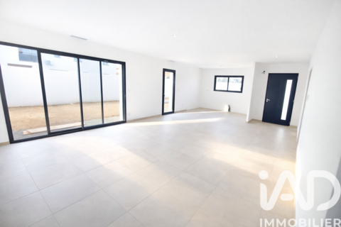   Vente Maison/villa 4 pi�ces Maison - 4 pi�ce(s) - 112 m�