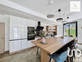  Maison � vendre 7 pi�ces 222 m�