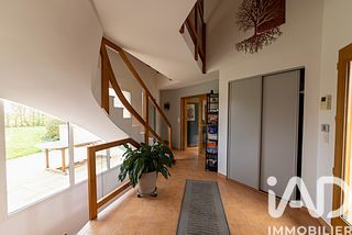  Maison � vendre 9 pi�ces 264 m�