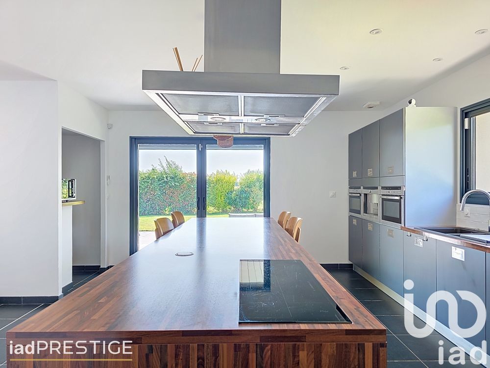 � vendre  Maison Saint-Jacques-sur-Darn�tal (76160)