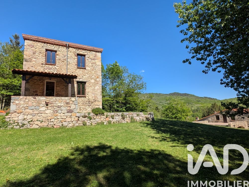 � vendre  Maison Saint-Laurent-de-Cerdans (66260)